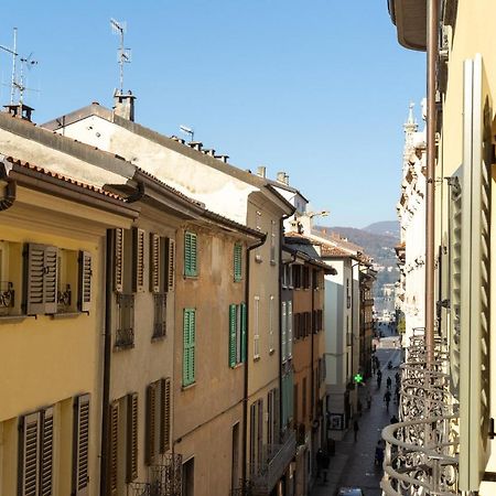White Flat In Como City Center By Rent All Como Buitenkant foto