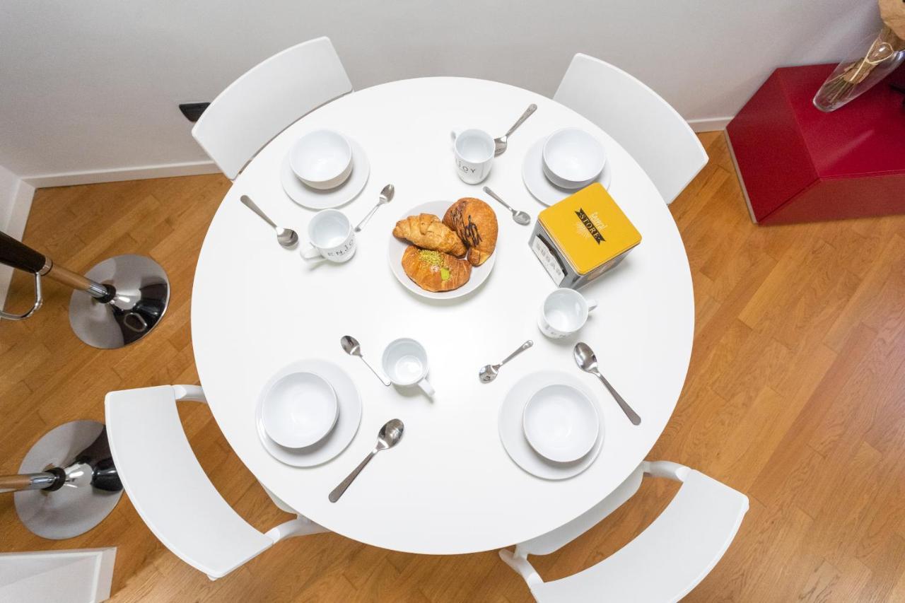 White Flat In Como City Center By Rent All Como Buitenkant foto