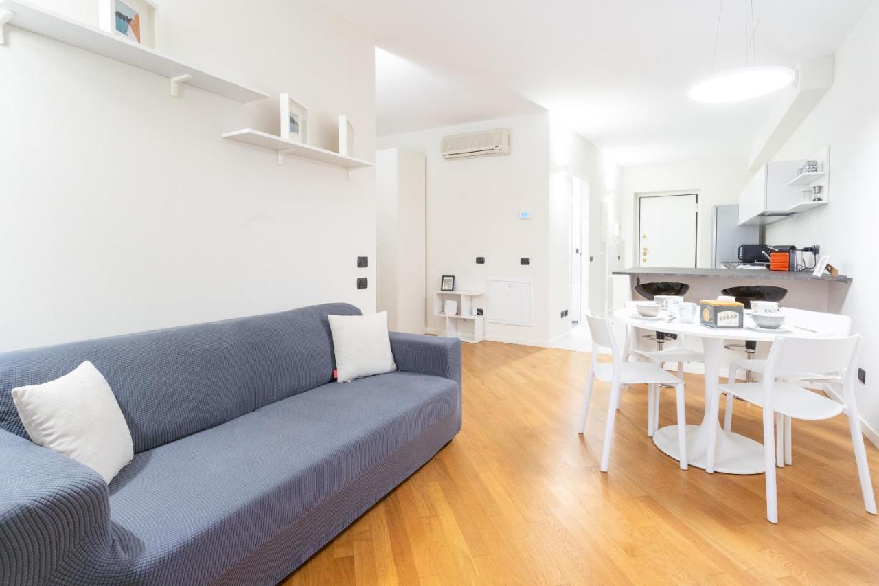 White Flat In Como City Center By Rent All Como Buitenkant foto