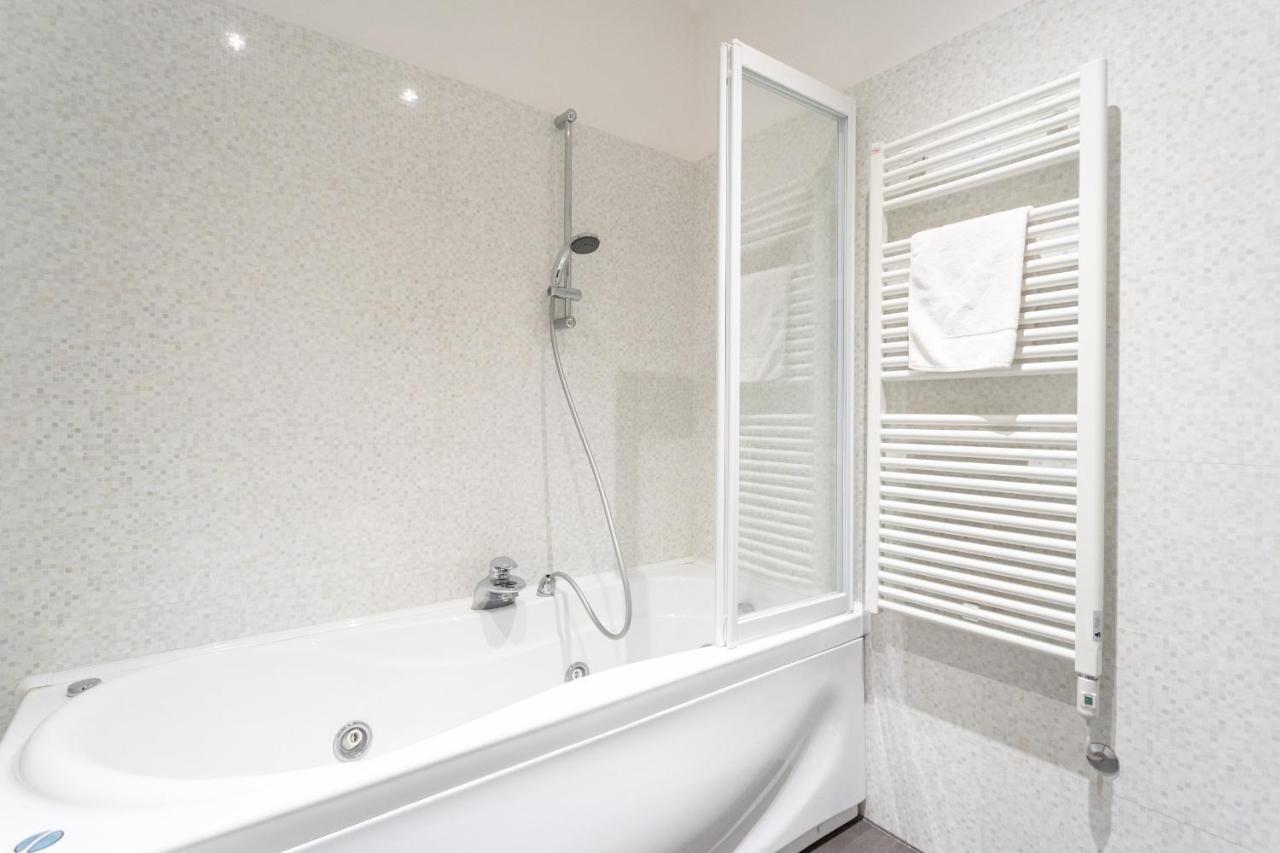 White Flat In Como City Center By Rent All Como Buitenkant foto